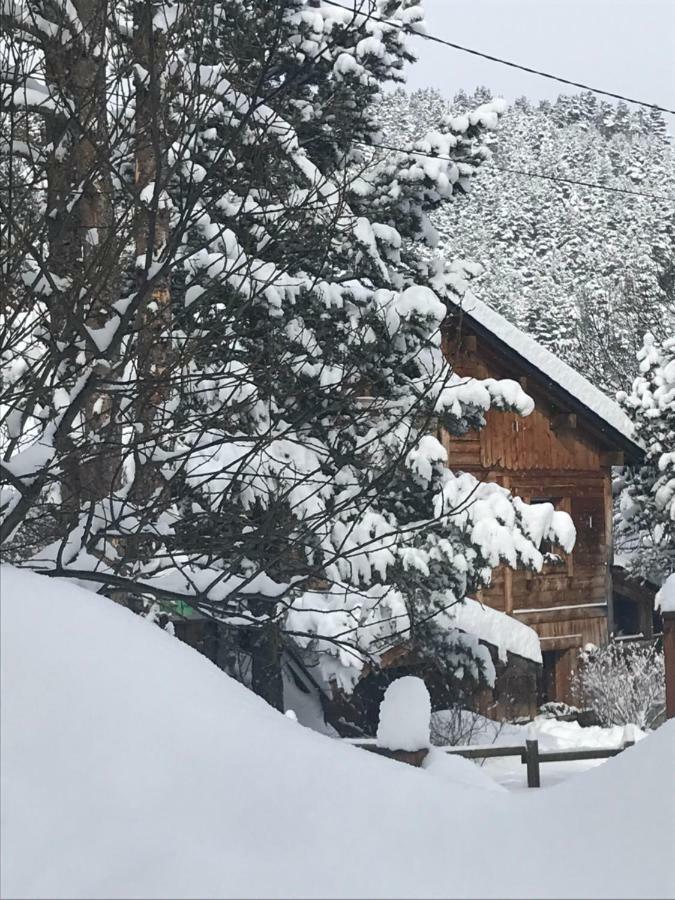 Chalet Pomme de Pin 5 chambres 12 à 14 personnes Formiguères Exterior foto